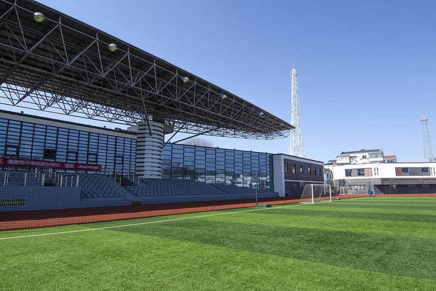 鞍山体育场看台网架工程